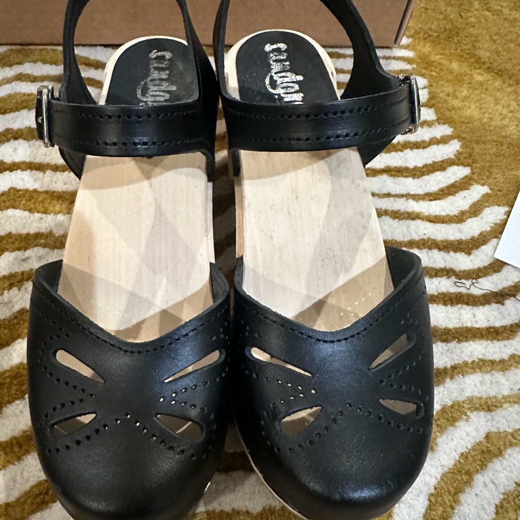Sandgrens Copenhagen Blossom Leather Clogs Nwt, Currently $209 Online